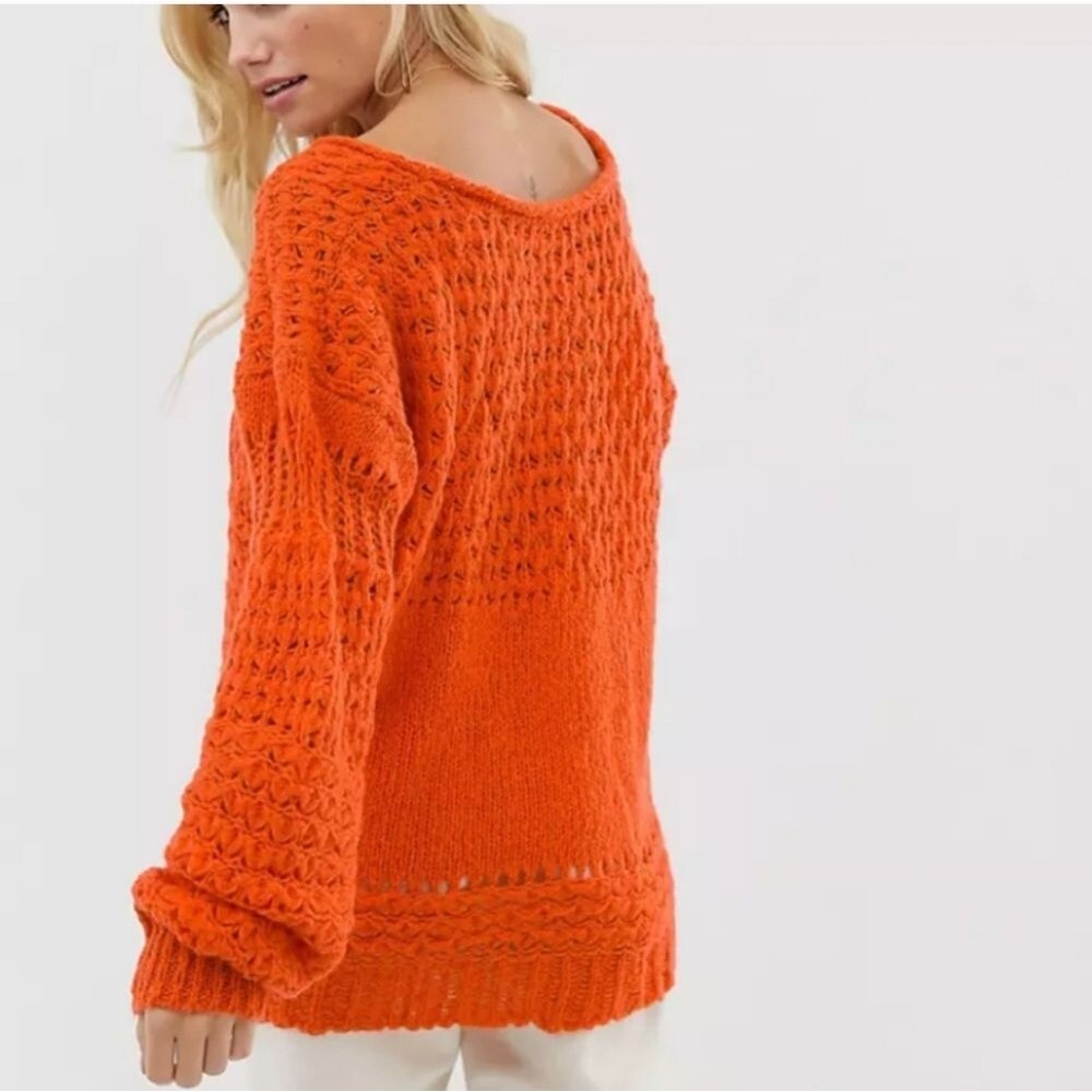 Free People Crashing Waves Chunky Knit Pullover V Neck Sweater in Red Orange